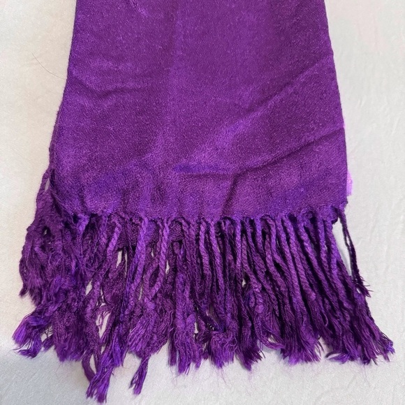 Pashmina Shawl Wrap Cashmere Silk Scarf in Purple/Lavender 26in x 75 in - Picture 15 of 16